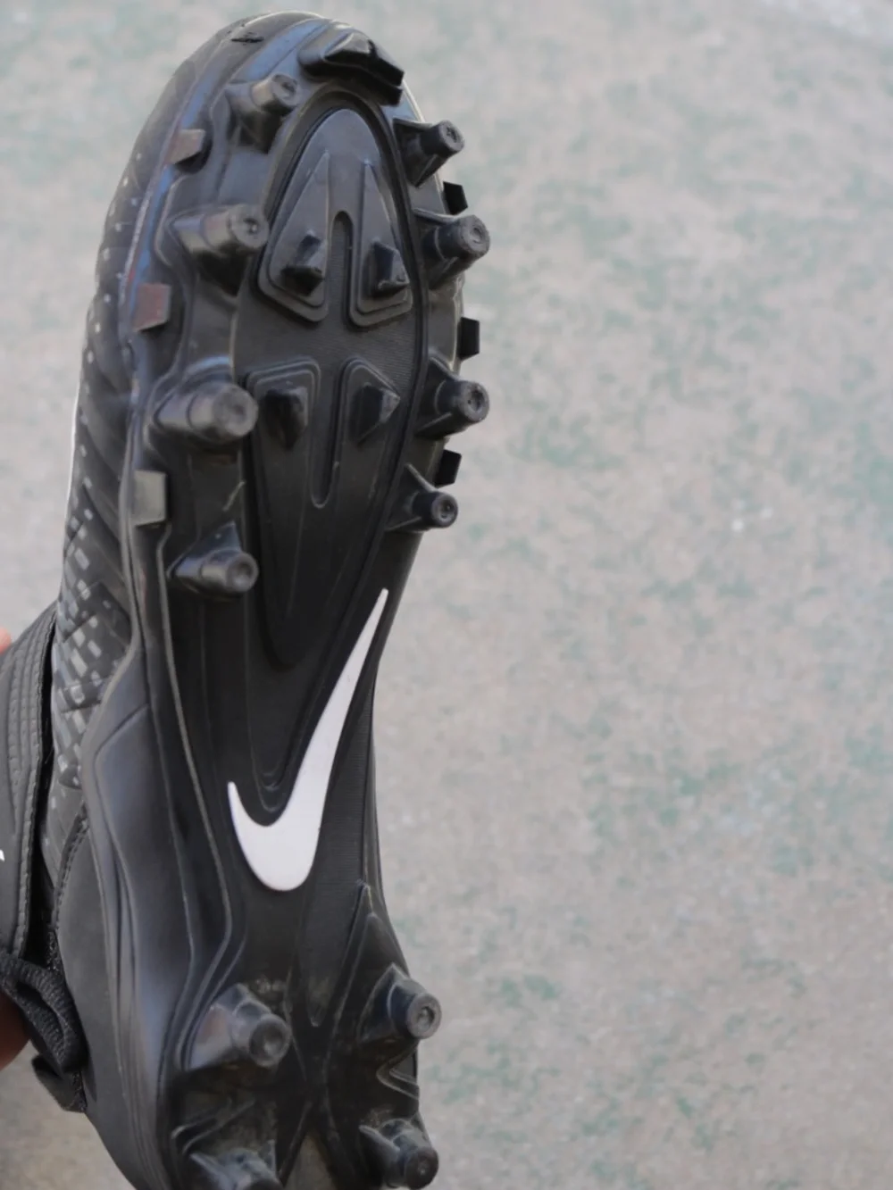 Nike Alpha Menace Varsity 2 Molded Football Cleats Men's Sz 9.5 Black AQ8154-001